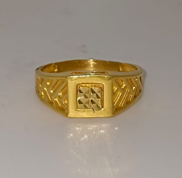 GOLD MENS RINGS